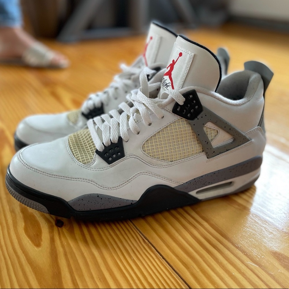 Air Jordan- Cement 4